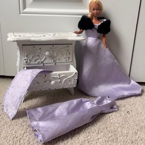 Vintage Y2K handmade lot of 4 Barbie clothes